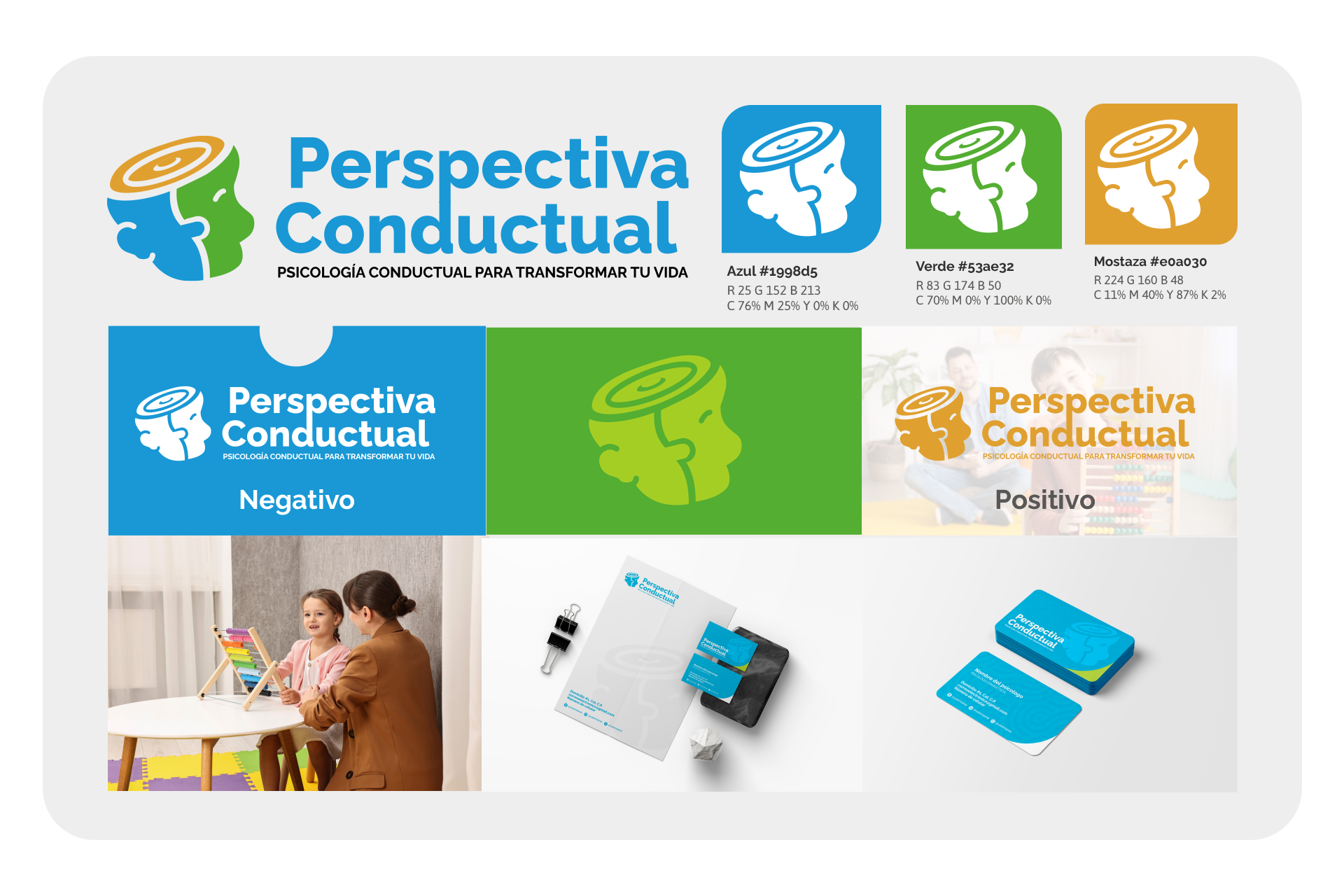 Laptop sobre periódico con la marca Creativos